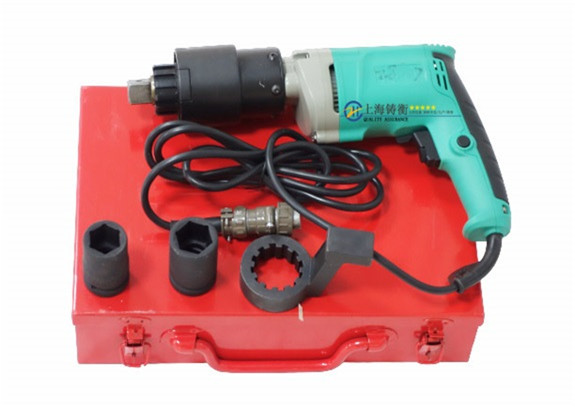 鎖緊高強度螺栓的電動扭矩扳手