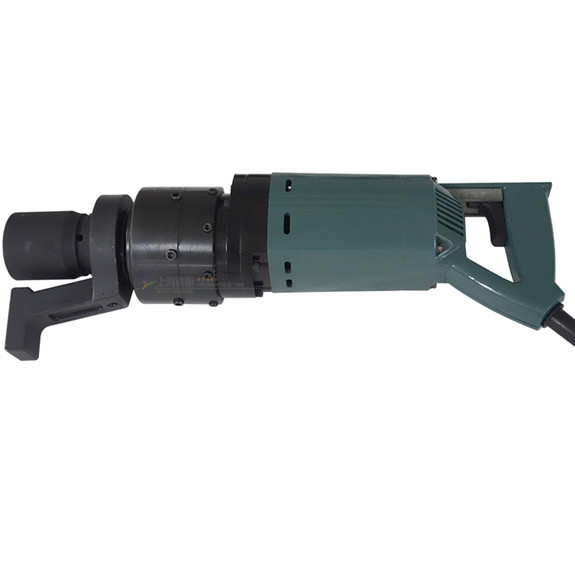 鎖緊高強度螺栓的電動扭矩扳手